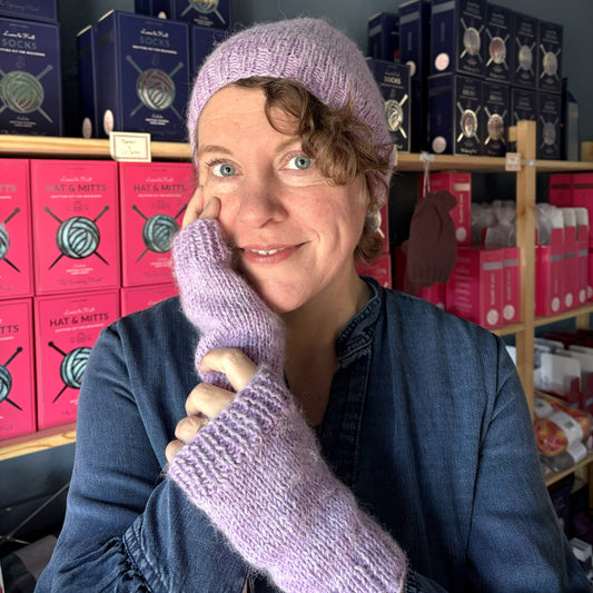 Fuzzy Halo Hat & Mitts Knitting Kit: Advanced Beginner Level - thespinninghand