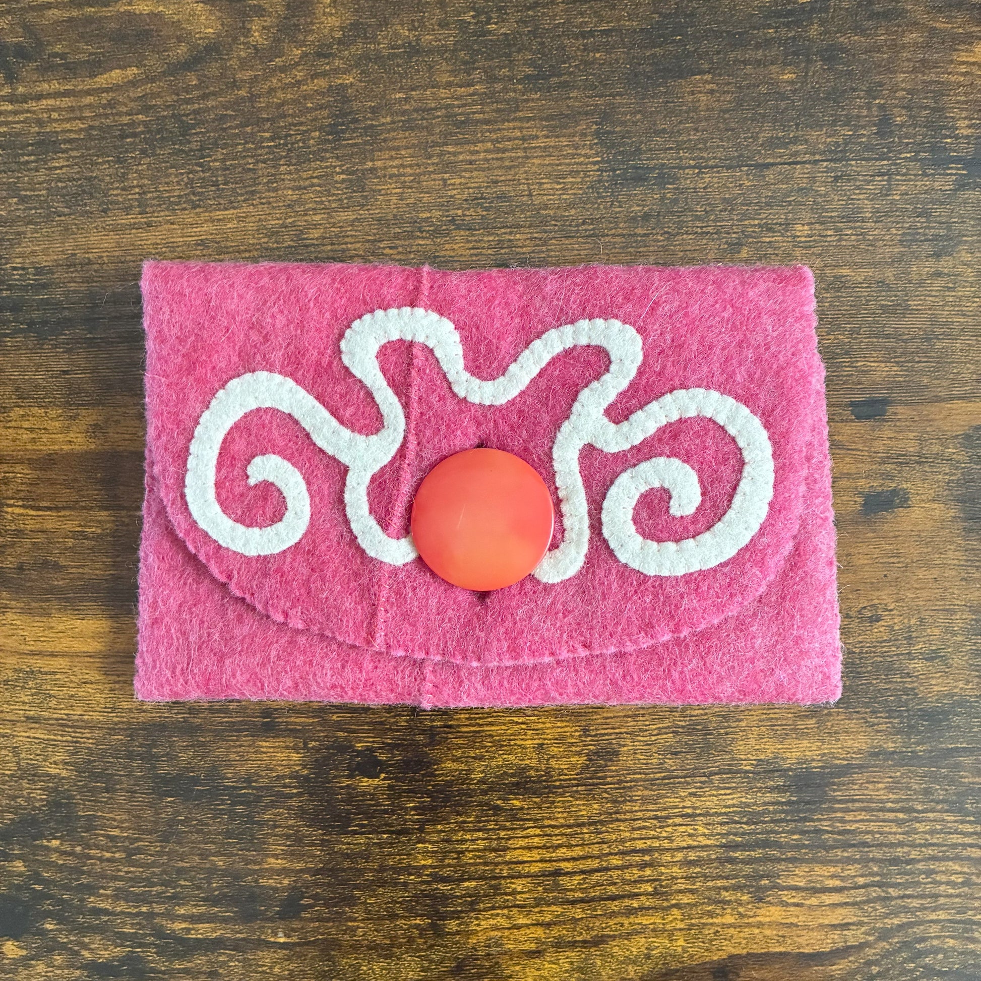 Hand Felted Zippered Pouch: Hand Sewn in New Jersey - thespinninghand