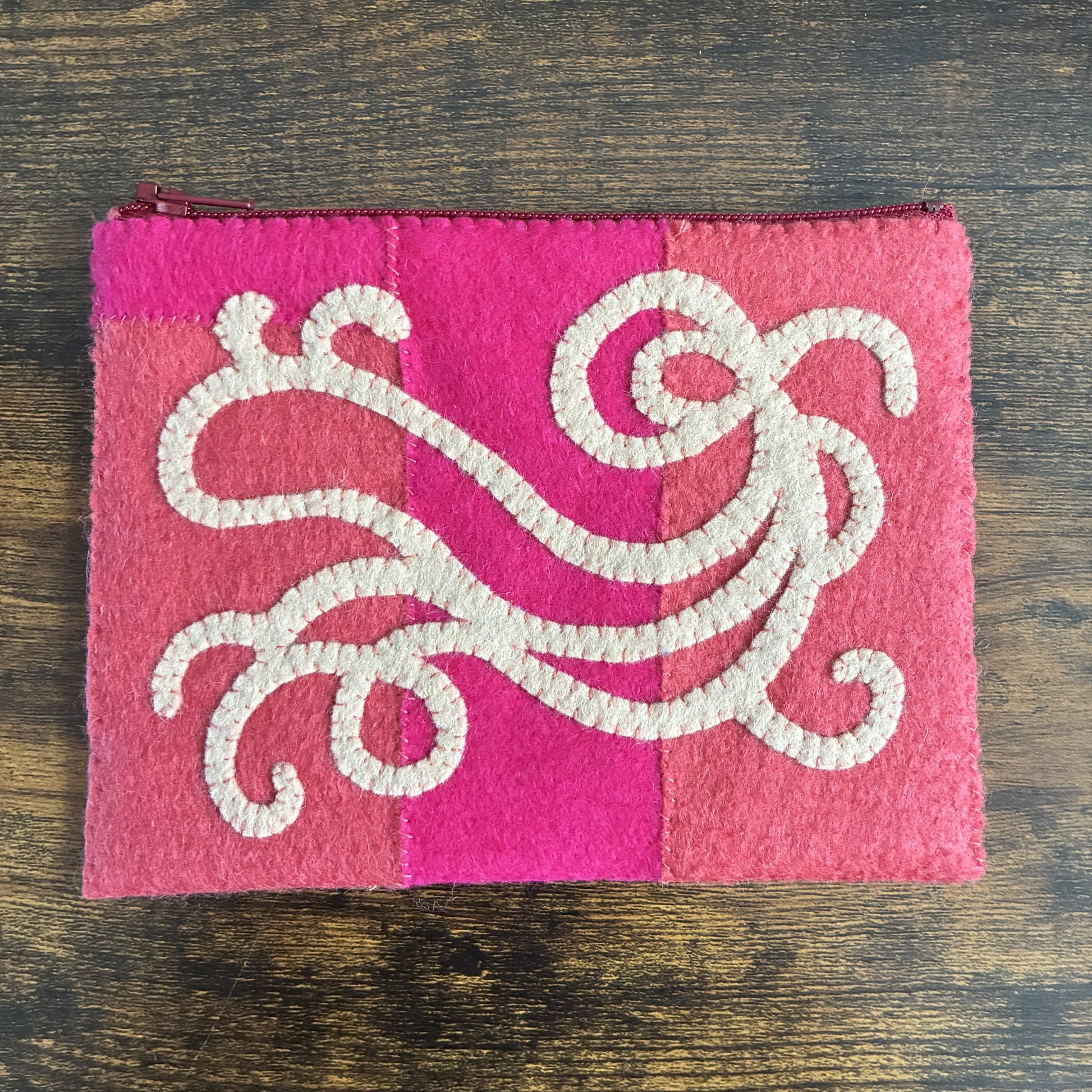 Hand Felted Zippered Pouch: Hand Sewn in New Jersey - thespinninghand