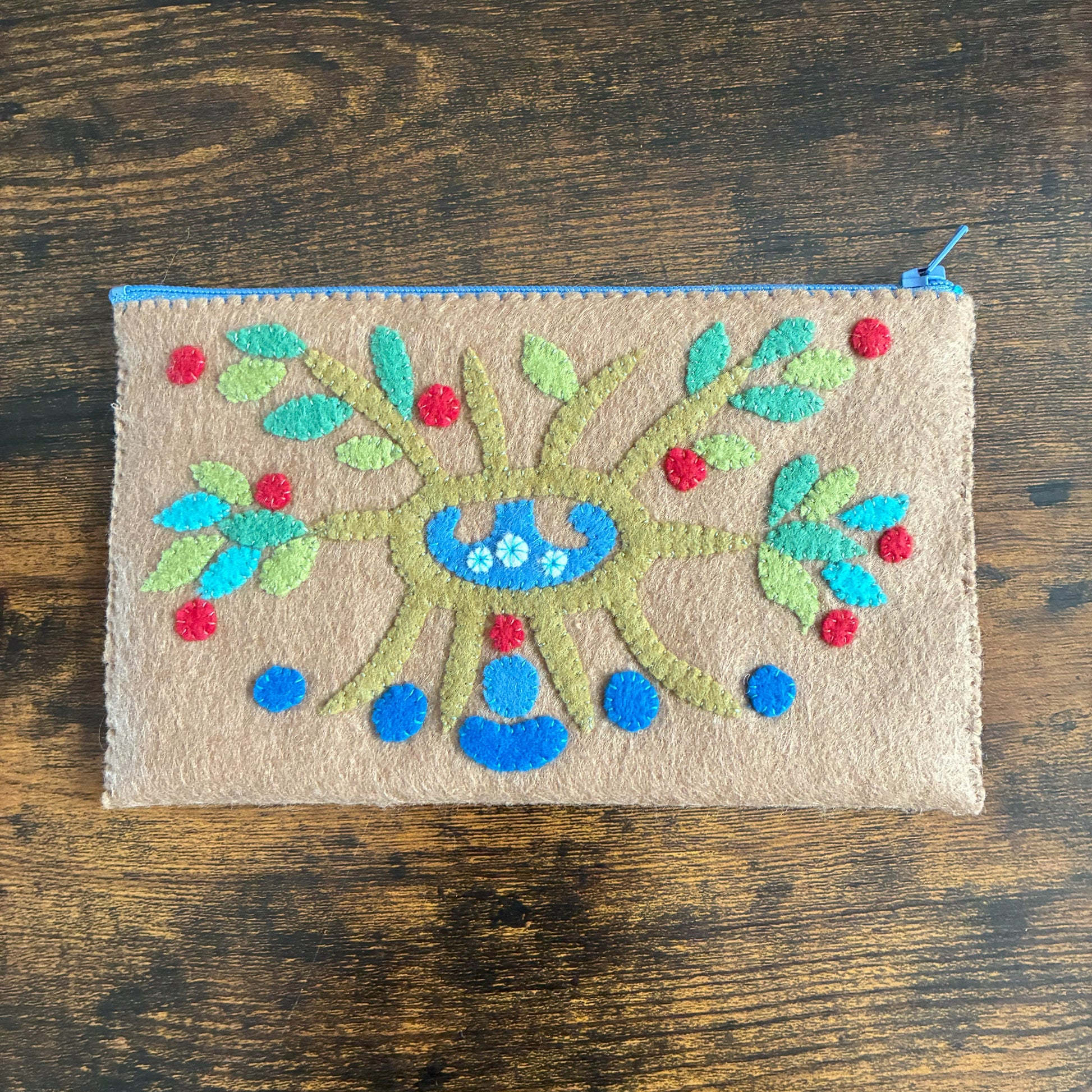 Hand Felted Zippered Pouch: Hand Sewn in New Jersey - thespinninghand