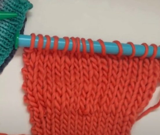 Knitting a Gauge Swatch - a blessing or a curse?