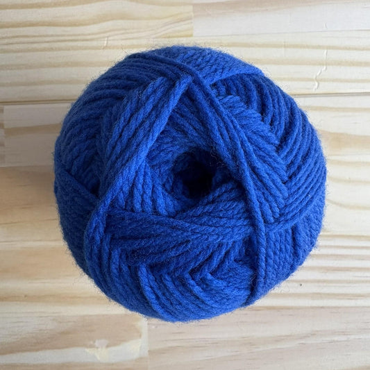 Bright blue pure wool - Brown Sheep Nature Spun - color 116 Blue Boy