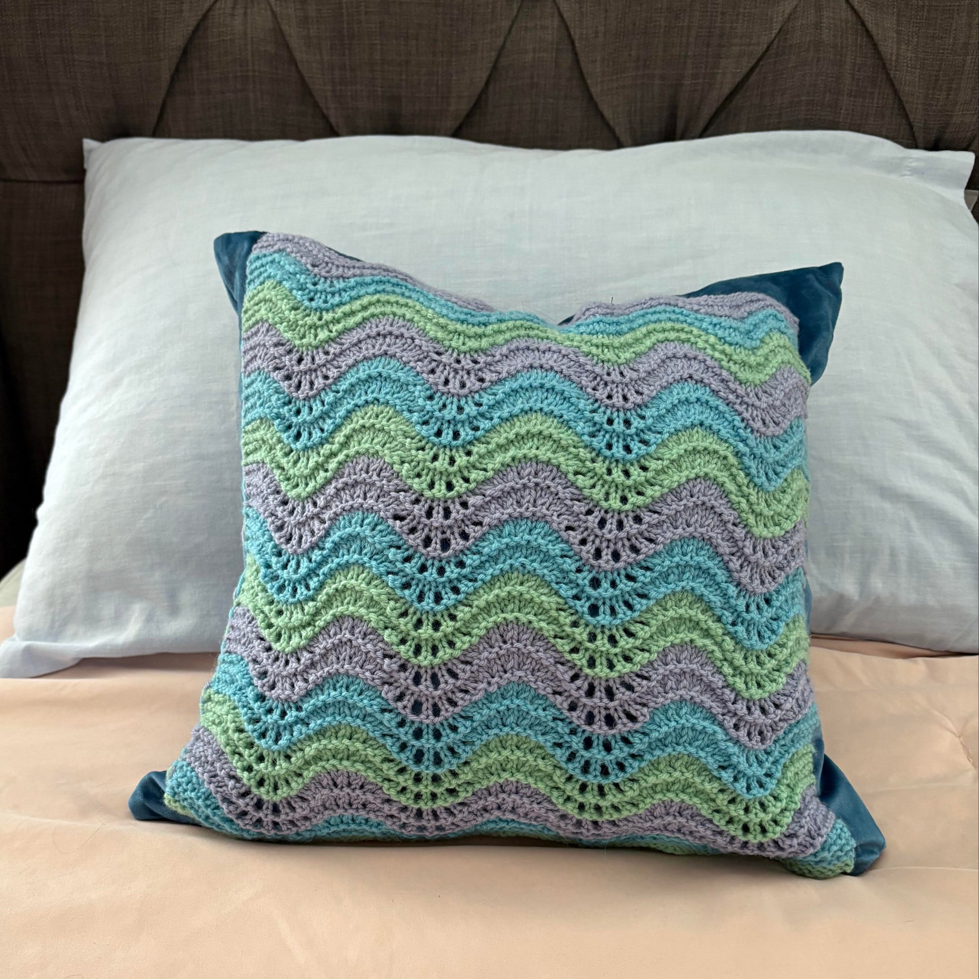 Knitting Kit Subscription | Standard or Deluxe - thespinninghand