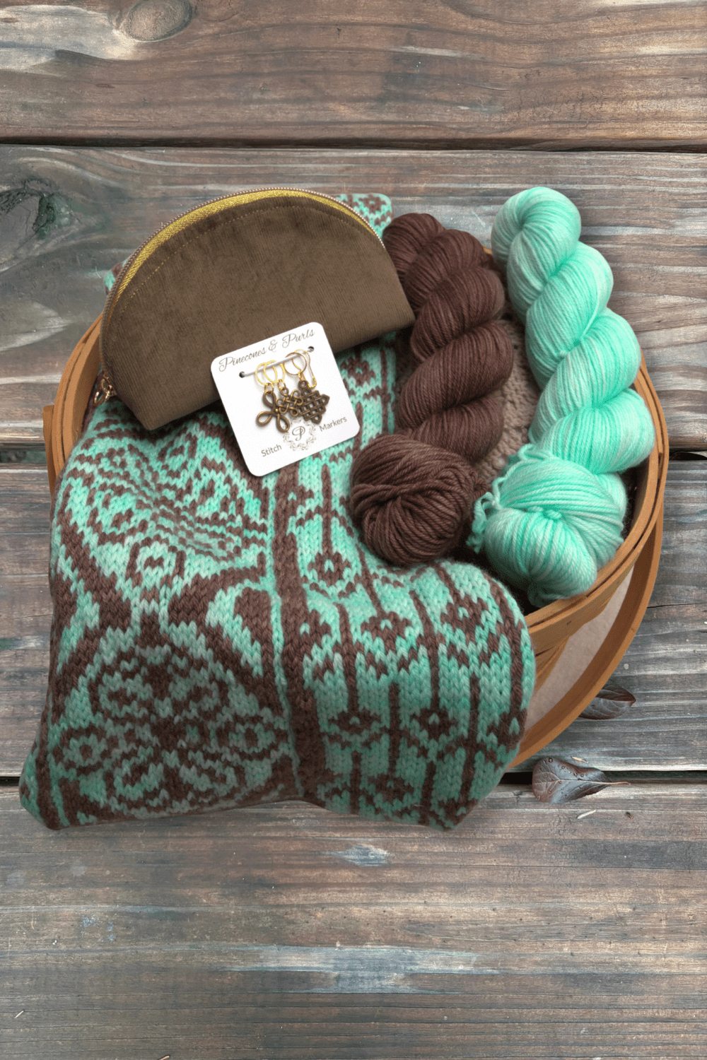 Luxe Apothecary Hand Dyed Yarn Knitting Kit - colorwork fantasy - thespinninghand