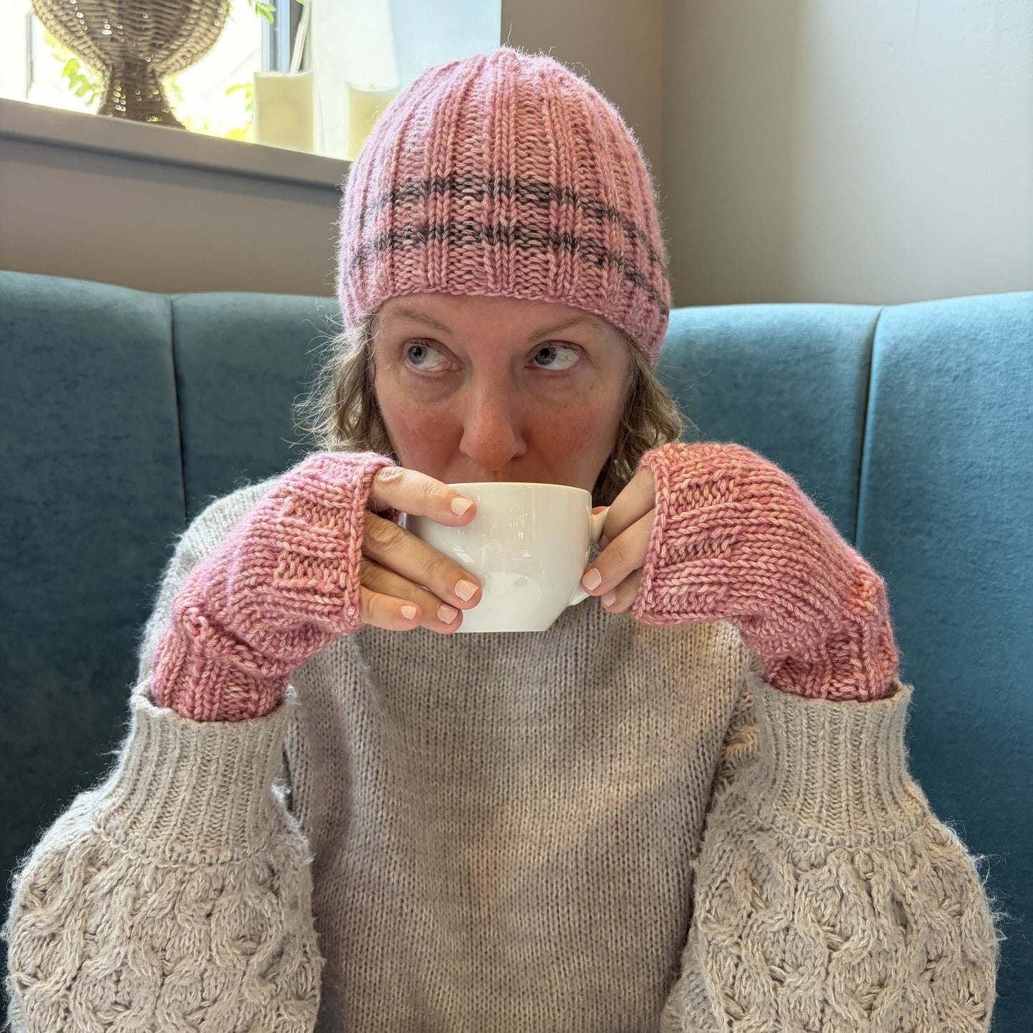 NEW Hat & Mitts Knitting Kit: Advanced Beginner, 3 Color Choices - thespinninghand