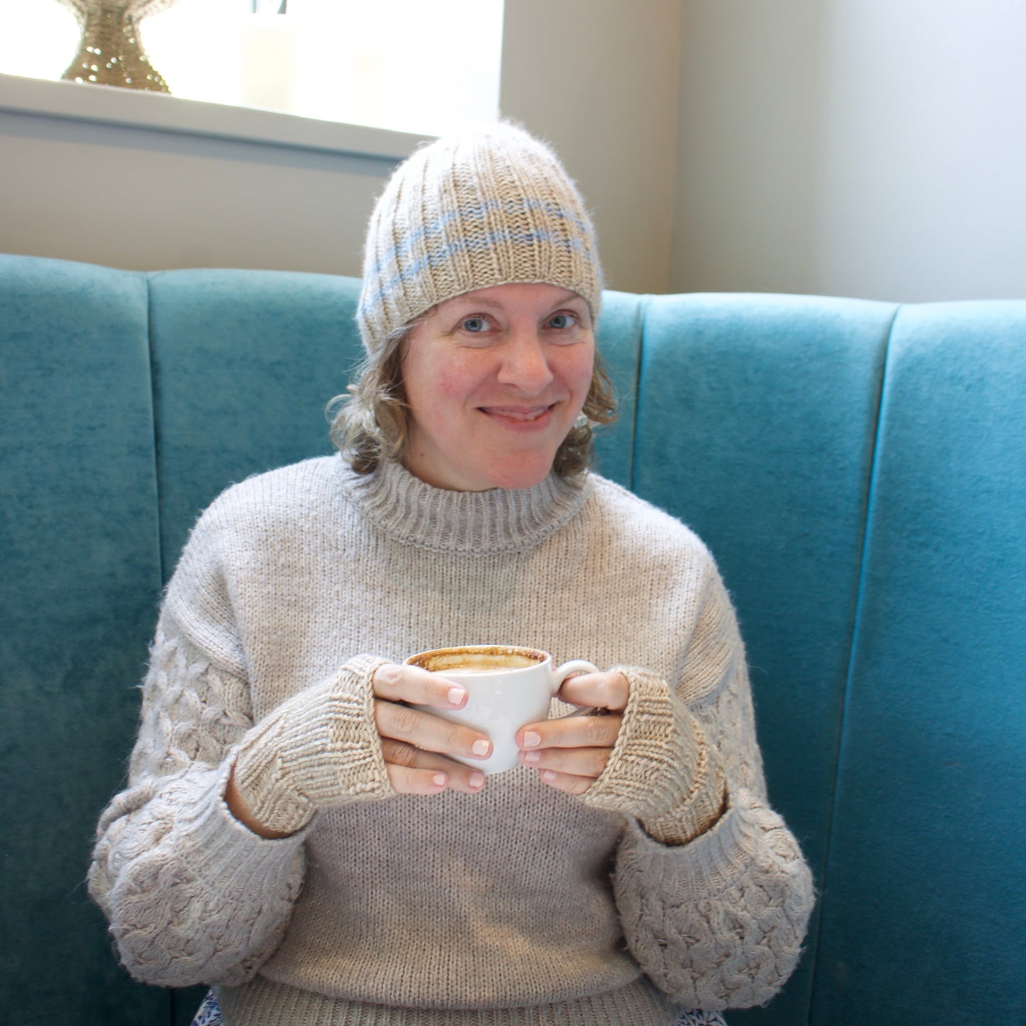 NEW Hat & Mitts Knitting Kit: Advanced Beginner, 3 Color Choices - thespinninghand