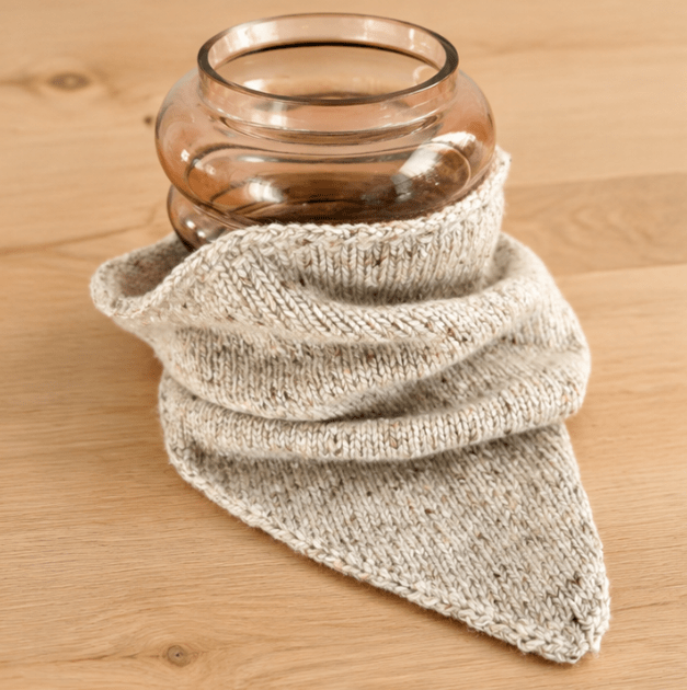 Oatmeal Tweed Cashmere Handknit Bandana Scarf - thespinninghand
