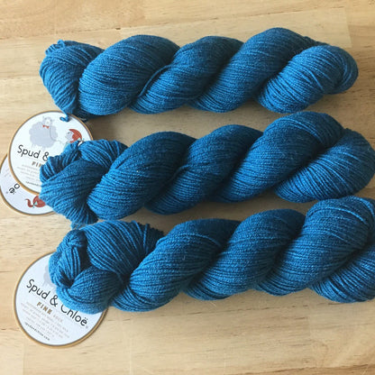 The Lonely Skeins Club - sale yarns $10 or $15 each - thespinninghand