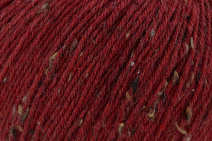 Universal Yarn Deluxe DK Tweed - DK weight yarn, superwash - thespinninghand