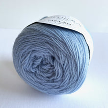 Load image into Gallery viewer, Gedifra Lana Mia - light blue sock yarn - thespinninghand
