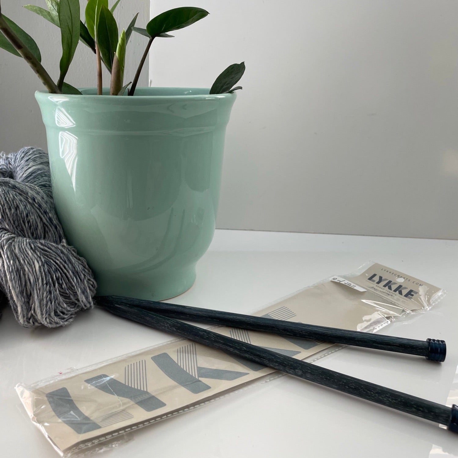 Lykke Single Point Knitting Needles - Driftwood or Indigo - 10 inches long - full size range - thespinninghand